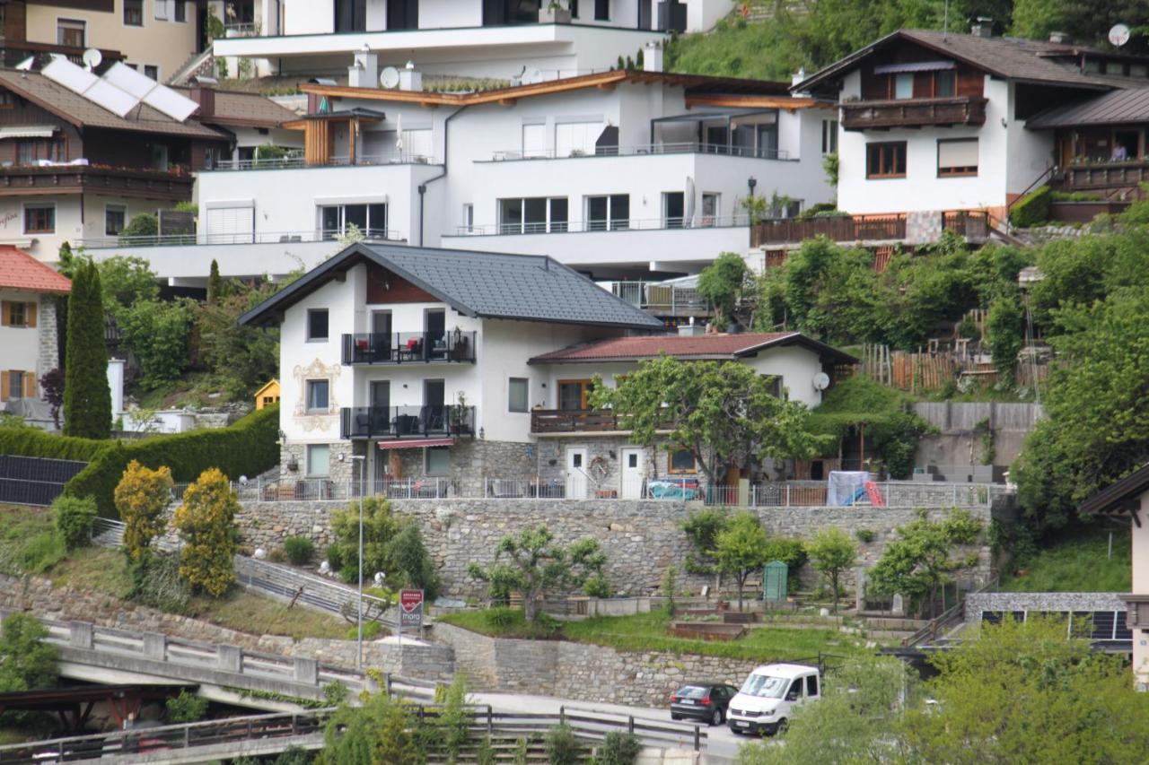 Panorama Appartements Mora เอิทซ์ ภายนอก รูปภาพ