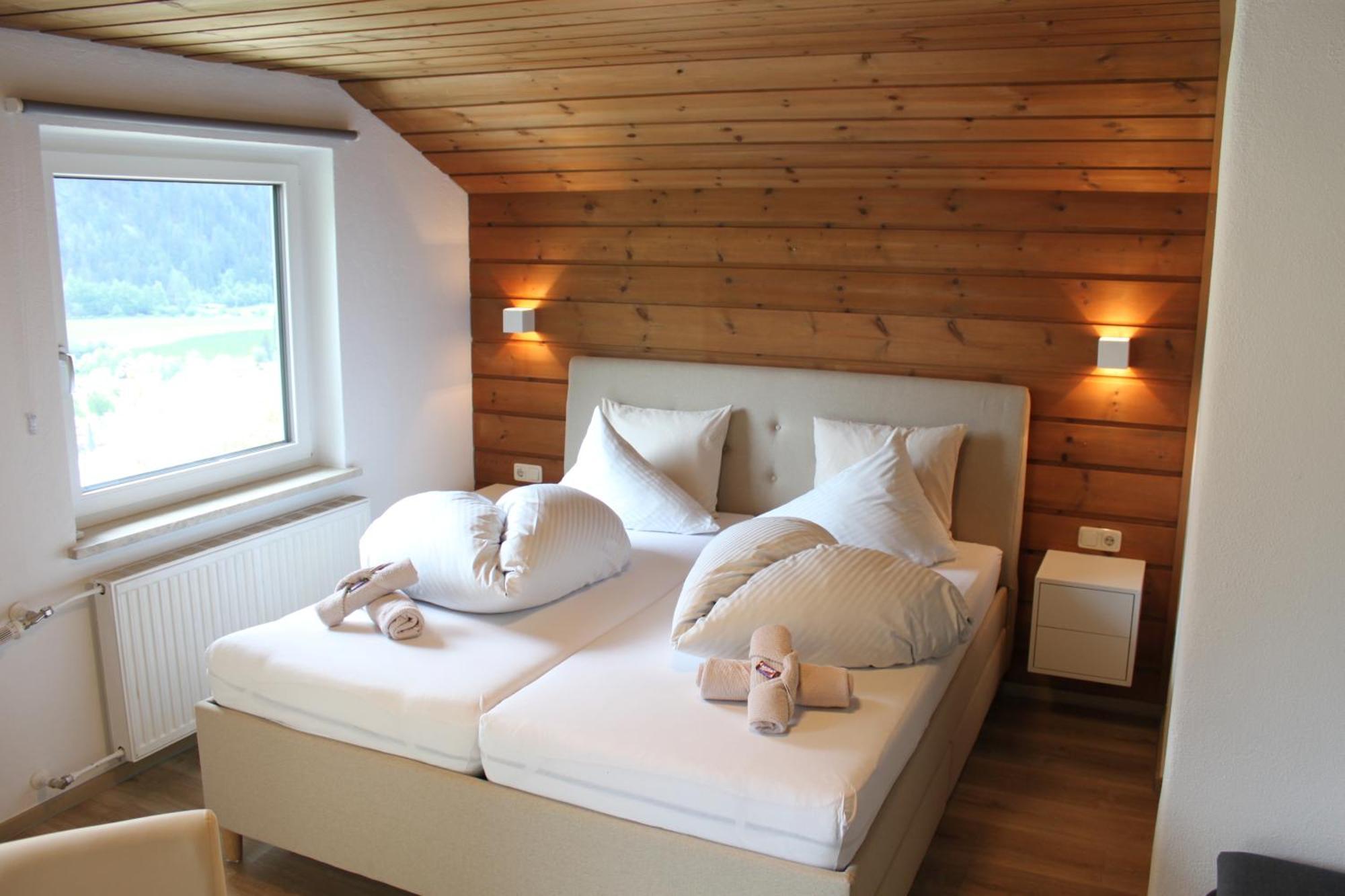 Panorama Appartements Mora เอิทซ์ ภายนอก รูปภาพ