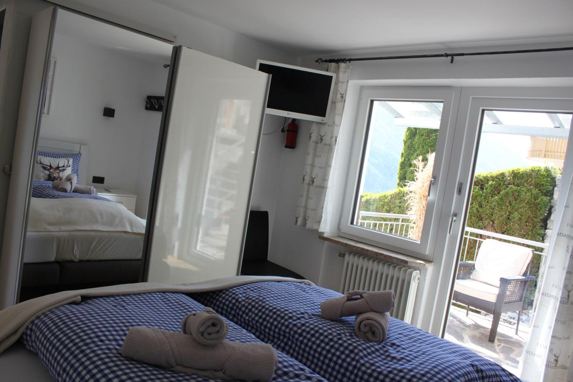 Panorama Appartements Mora เอิทซ์ ภายนอก รูปภาพ